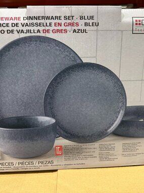 New Denmark 16-Piece Kamilah Dinnerware Set